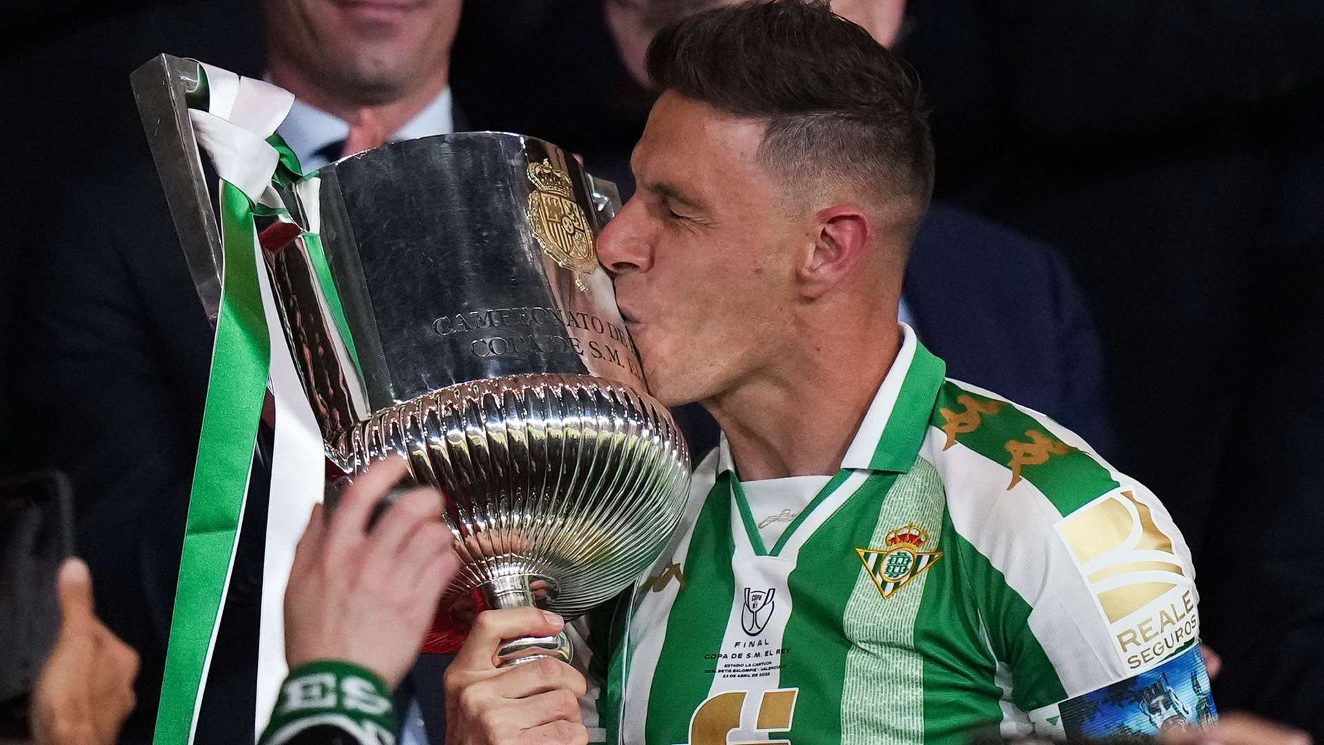 是雷霆队彻 是雷霆队彻